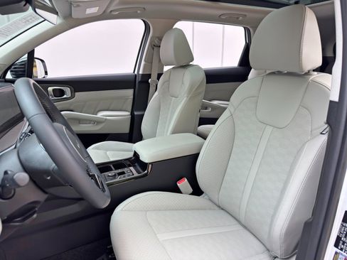 Used 2025 Kia Sorento SX AWD/4WD image 38