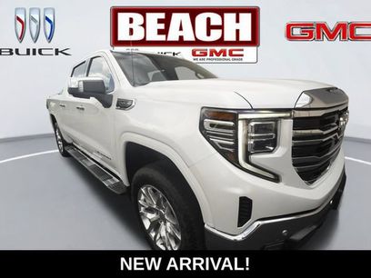 Used 2022 GMC Sierra 1500 SLT w/ SLT Premium Plus Package