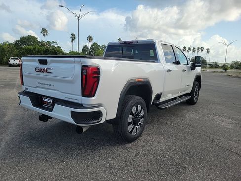 Used 2024 GMC Sierra 2500 Denali w/ Denali Reserve Package AWD/4WD image 6