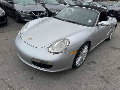 Used 2005 Porsche Boxster RWD image 3