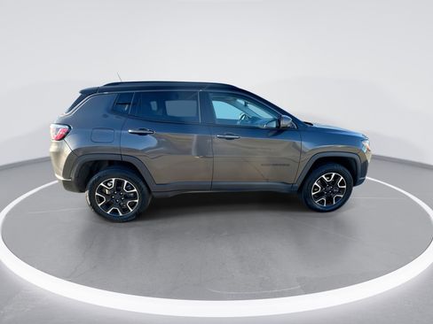 Used 2020 Jeep Compass Trailhawk image 9