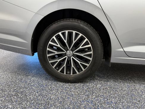 Used 2019 Volkswagen Jetta SEL FWD image 13