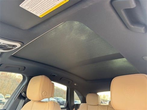 Used 2024 Porsche Macan S image 17