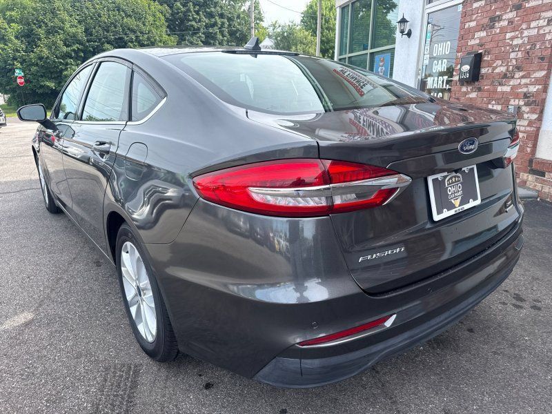 Used 2020 Ford Fusion SE FWD image 7