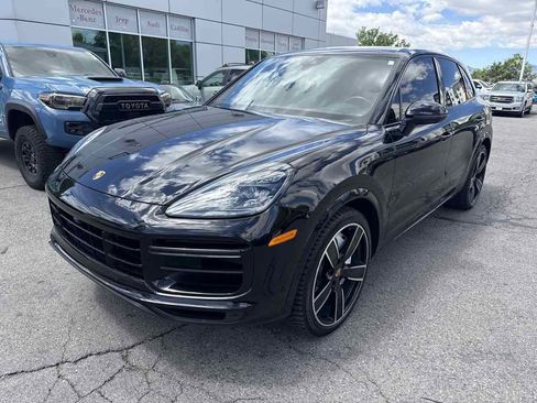 Used 2019 Porsche Cayenne Turbo AWD/4WD image 2
