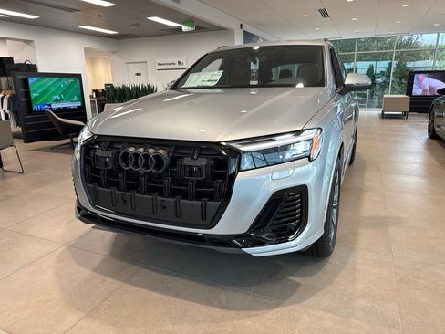 New 2026 Audi Q7 2.0T Premium Plus AWD/4WD image 3