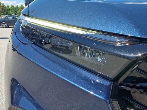 Used 2025 Honda CR-V Sport Touring image 19