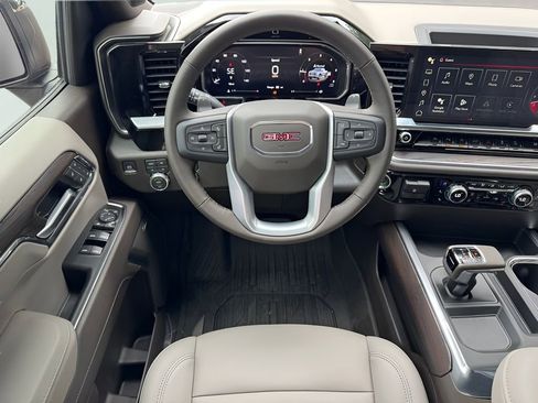 New 2026 GMC Sierra 1500 SLT AWD/4WD image 18