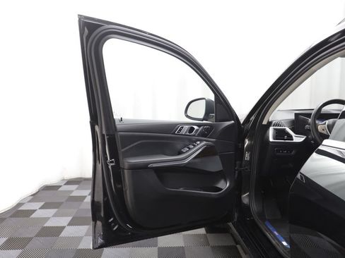 Certified 2024 BMW X7 xDrive40i w/ Parking Assistance Package AWD/4WD image 4