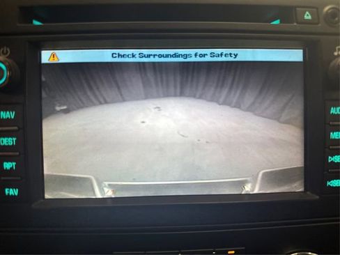 Used 2010 Chevrolet Avalanche LTZ image 30