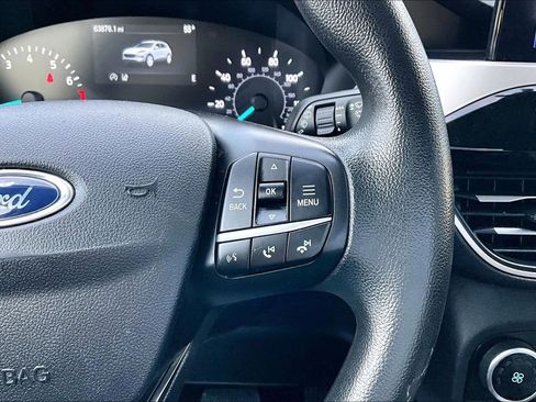 Used 2021 Ford Escape SE image 12