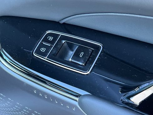 Used 2026 Cadillac Lyriq Luxury w/ LPO, Floor Liner Package RWD image 21