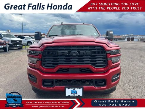 Used 2026 RAM 2500 Big Horn AWD/4WD image 2