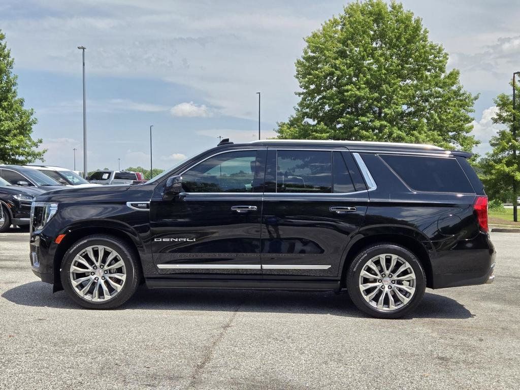 Used 2021 GMC Yukon Denali w/ Denali Ultimate Package AWD/4WD image 13