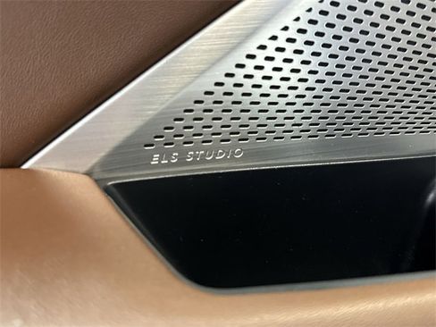 Used 2023 Acura MDX SH-AWD w/ Technology Package image 25