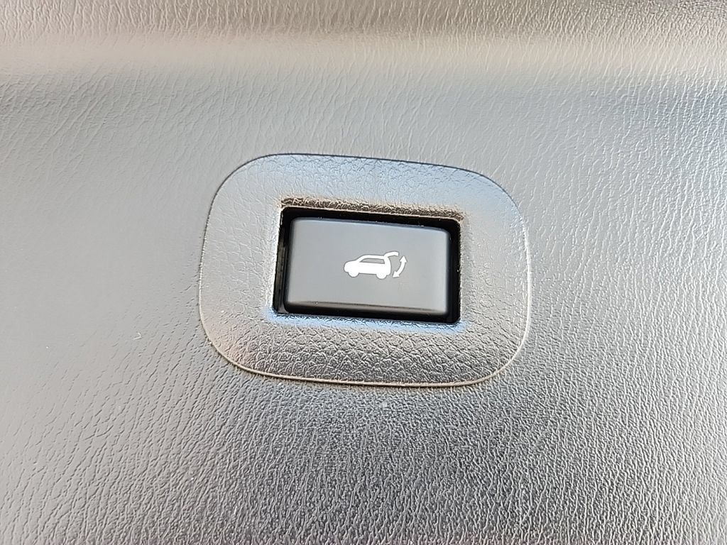 Used 2023 INFINITI QX80 Premium Select w/ Cargo Package AWD/4WD image 9