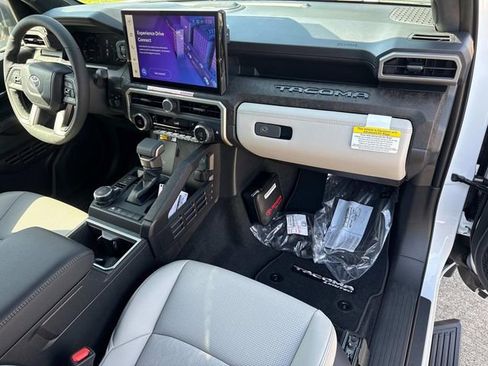 New 2026 Toyota Tacoma Limited AWD/4WD image 14
