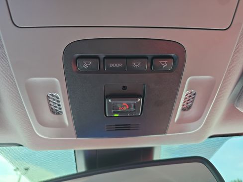 Used 2023 Toyota Camry XSE image 32