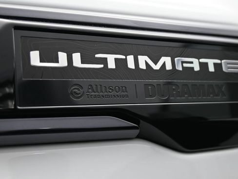 Used 2024 GMC Sierra 3500 Denali Ultimate AWD/4WD image 35