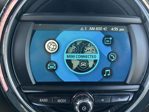 Used 2019 MINI Cooper 2-Door Hardtop image 14