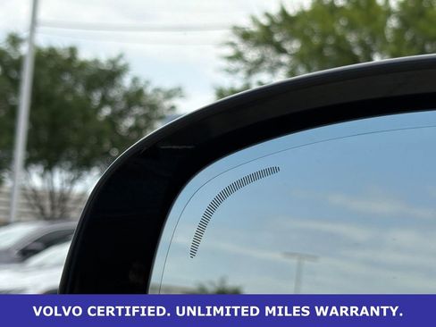 Certified 2024 Volvo XC60 B5 Plus w/ Protection Package Premier AWD/4WD image 13