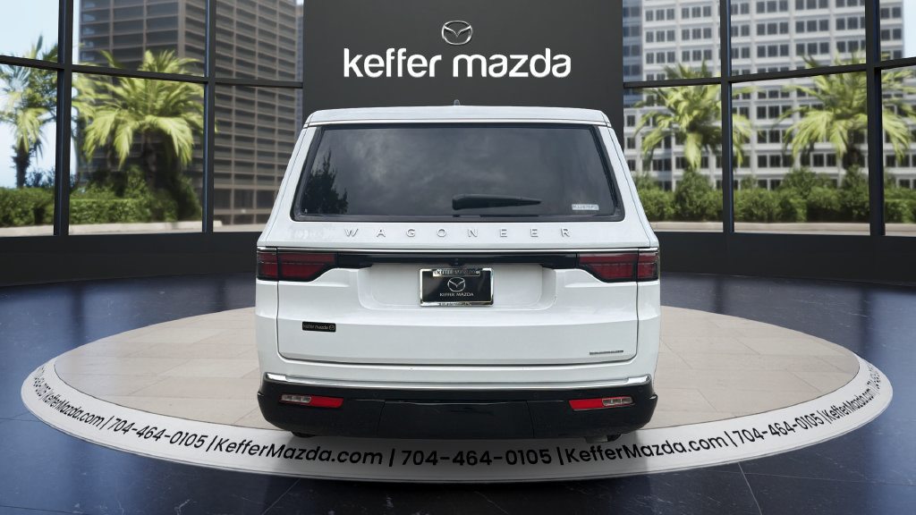 Used 2024 Jeep Wagoneer L Series III AWD/4WD image 6