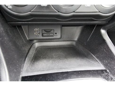 Used 2018 MAZDA MAZDA3 Sport FWD image 27
