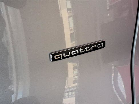 Certified 2025 Audi Q5 Premium w/ Convenience Package image 16