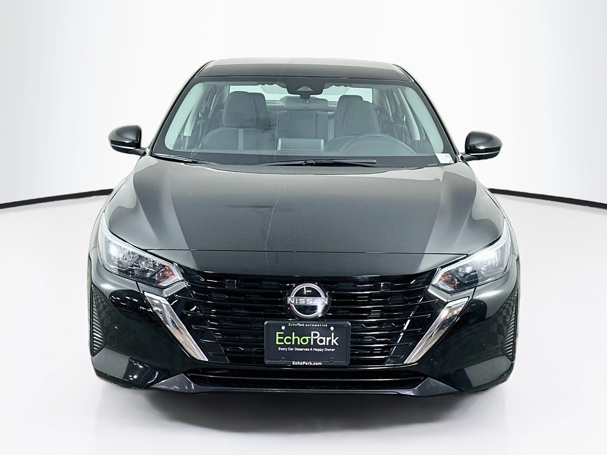 Used 2025 Nissan Sentra SV FWD image 2
