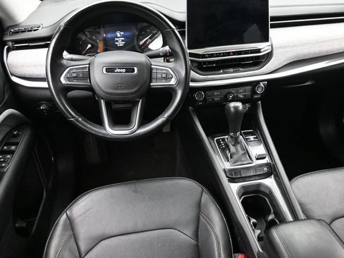 Used 2022 Jeep Compass Latitude AWD/4WD image 12
