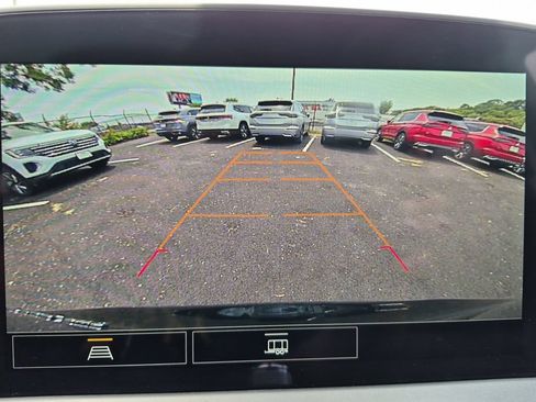 Used 2025 Chevrolet Blazer LT AWD/4WD image 17