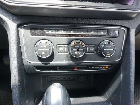 Used 2021 Volkswagen Atlas SE AWD/4WD image 12