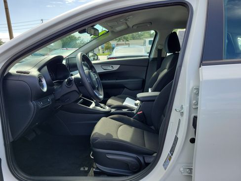 Used 2024 Kia Forte LXS FWD image 16