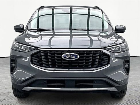 Used 2025 Ford Escape SE w/ PHEV Premium Package image 3