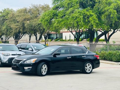 Used 2013 Nissan Altima 2.5 SV image 4