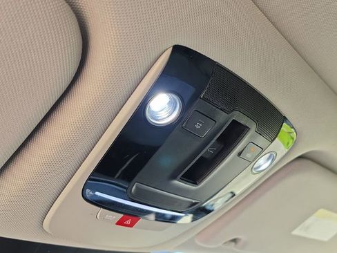 Certified 2025 Kia Sorento S w/ Panoramic Sunroof Package FWD image 27