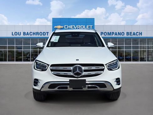 Used 2022 Mercedes-Benz GLC 300 4MATIC w/ Multimedia Package Lite image 2