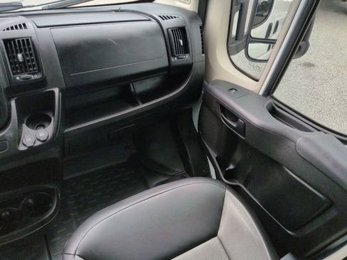 Used 2021 RAM ProMaster 2500 image 21