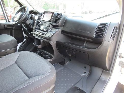 Used 2023 RAM ProMaster 3500 w/ Driver Convenience Group FWD image 11