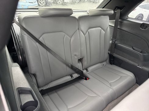 Used 2019 Audi Q7 3.0T Prestige w/ Prestige Package image 24