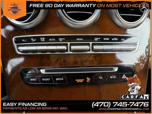 Used 2018 Mercedes-Benz GLC 300 w/ Premium Package image 29