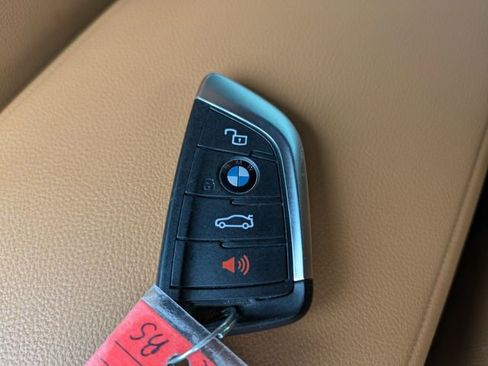 Used 2022 BMW 430i Coupe w/ M Sport Package RWD image 29