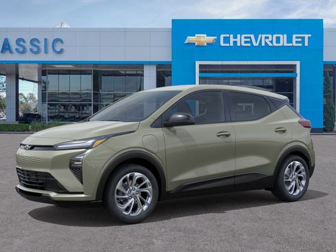 New 2027 Chevrolet Bolt LT w/ Comfort Package FWD image 2