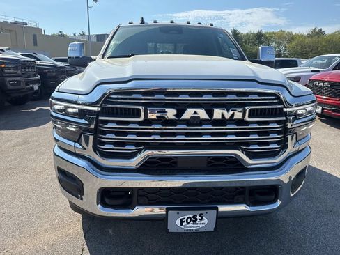 New 2026 RAM 2500 Limited AWD/4WD image 8