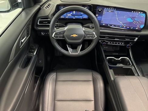 New 2026 Chevrolet Traverse LT AWD/4WD image 8