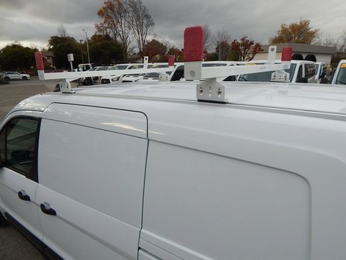 Used 2020 Ford Transit Connect XL image 16