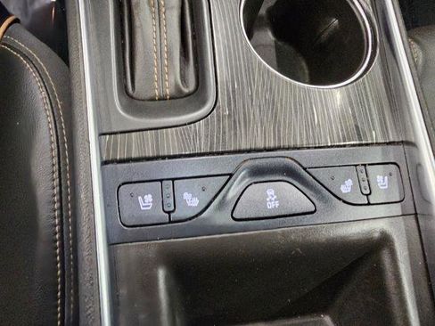 Used 2019 Chevrolet Impala Premier w/ Premier Confidence Package FWD image 20