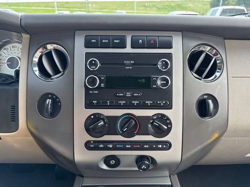 Used 2008 Ford Expedition XLT AWD/4WD image 3