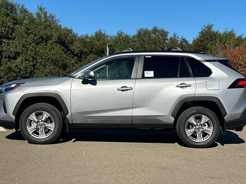 New 2025 Toyota RAV4 XLE image 9