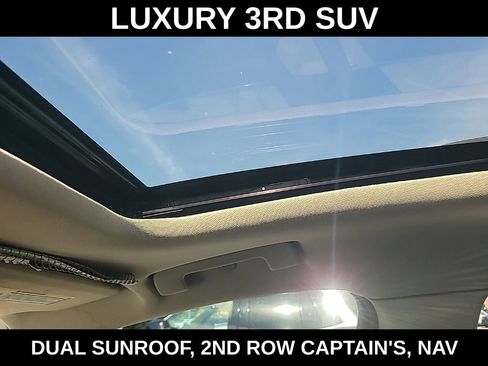Used 2019 GMC Acadia Denali w/ Technology Package FWD image 9